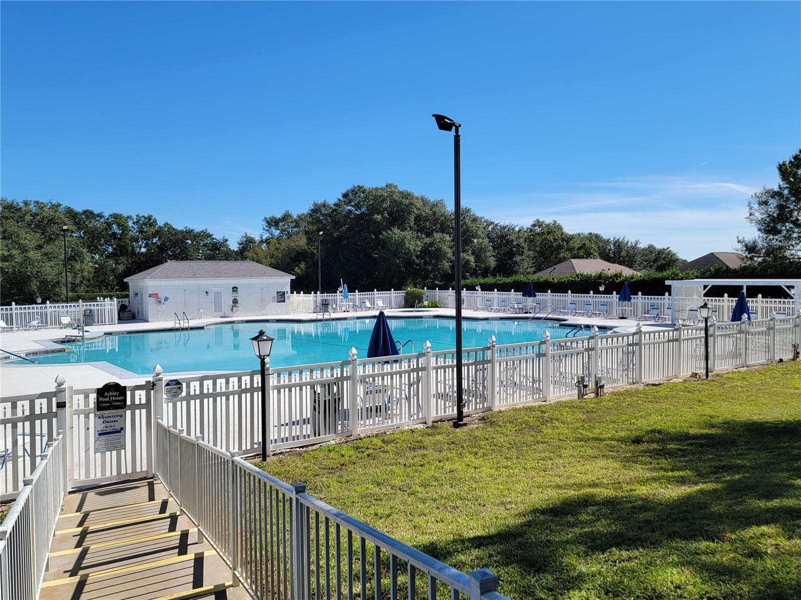 Ashley Pool - 4641 RIVER RIDGE DR, LEESBURG