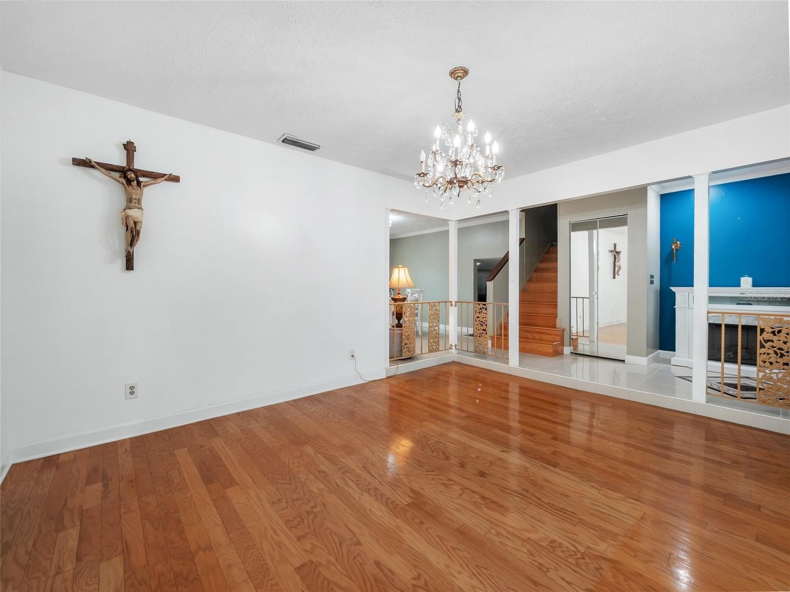 Single Family Residence at 8344 FOUNTAIN AVE, TAMPA, photo 14 of 54