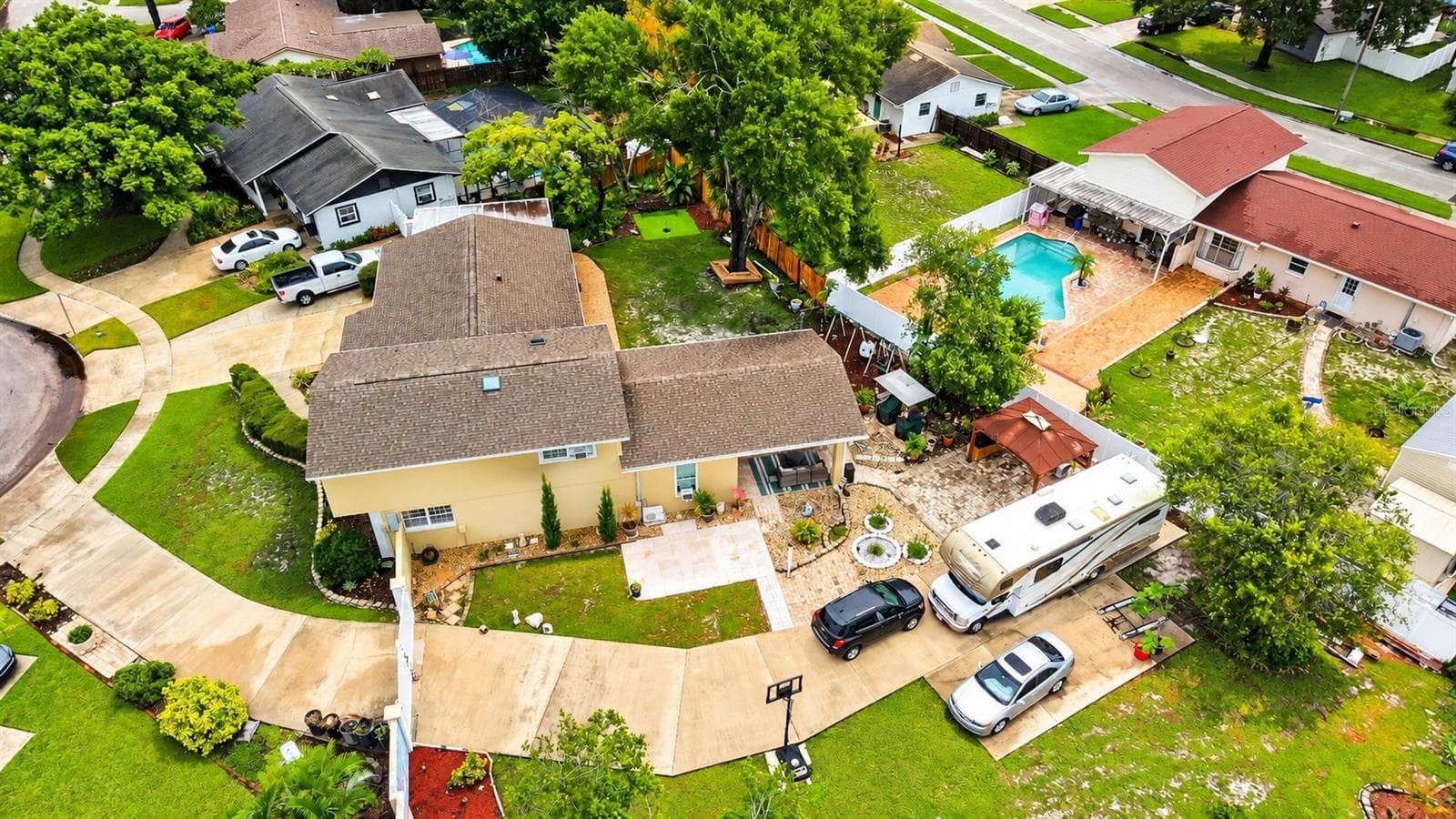 Single Family Residence at 8344 FOUNTAIN AVE, TAMPA, photo 31 of 54