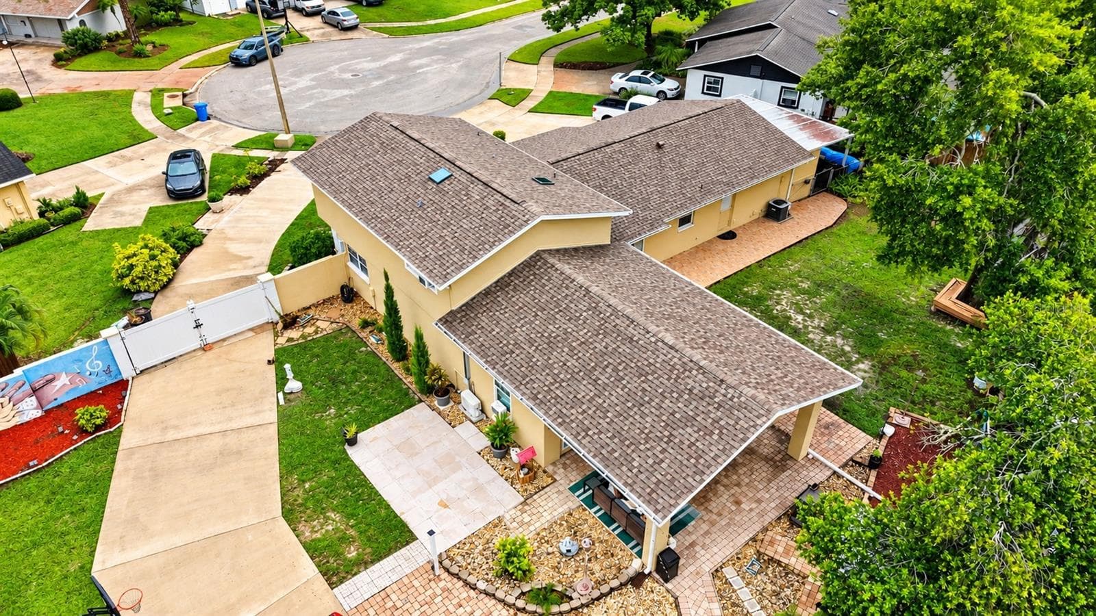 Single Family Residence at 8344 FOUNTAIN AVE, TAMPA, photo 32 of 54