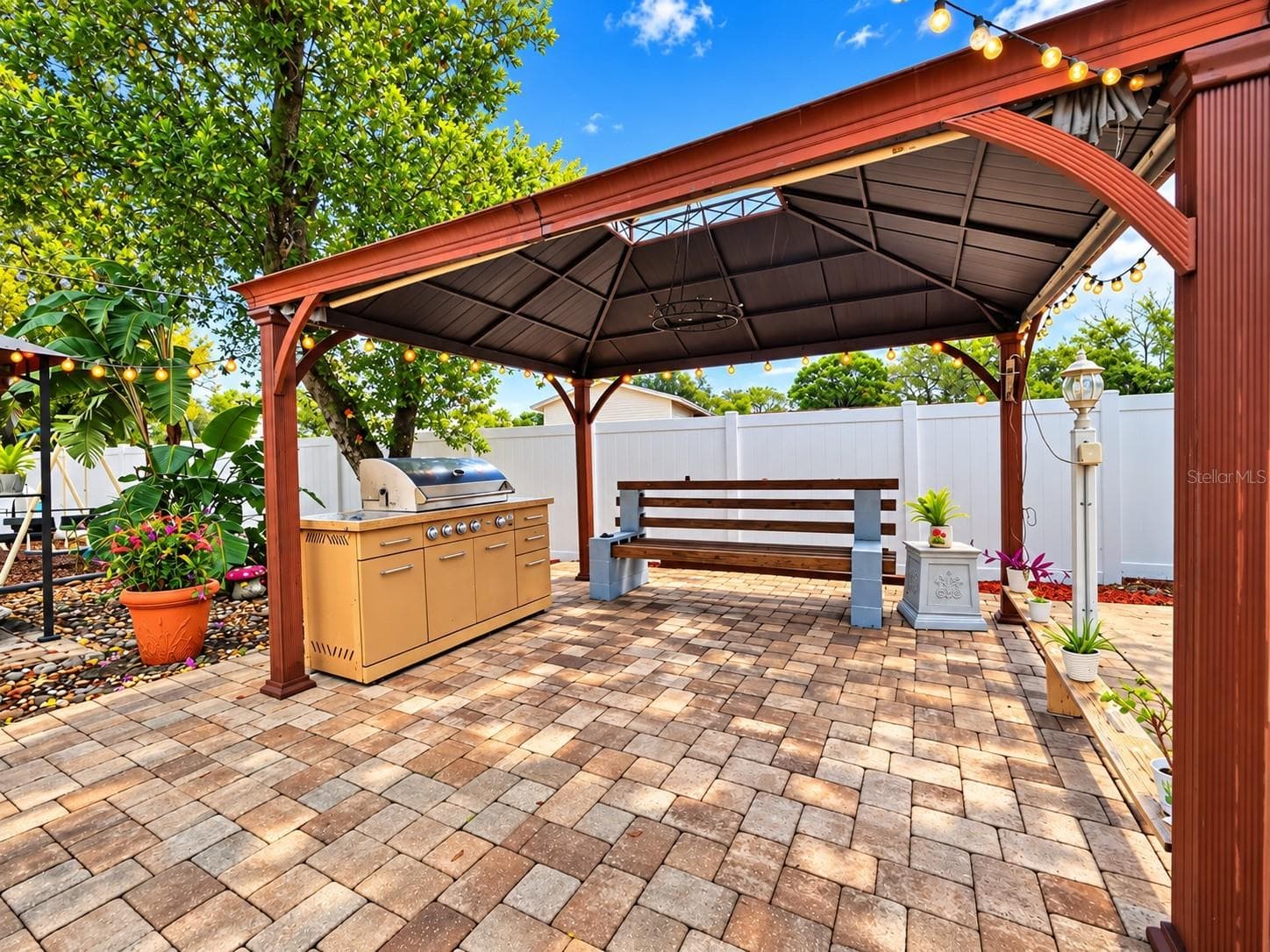 Single Family Residence at 8344 FOUNTAIN AVE, TAMPA, photo 38 of 54