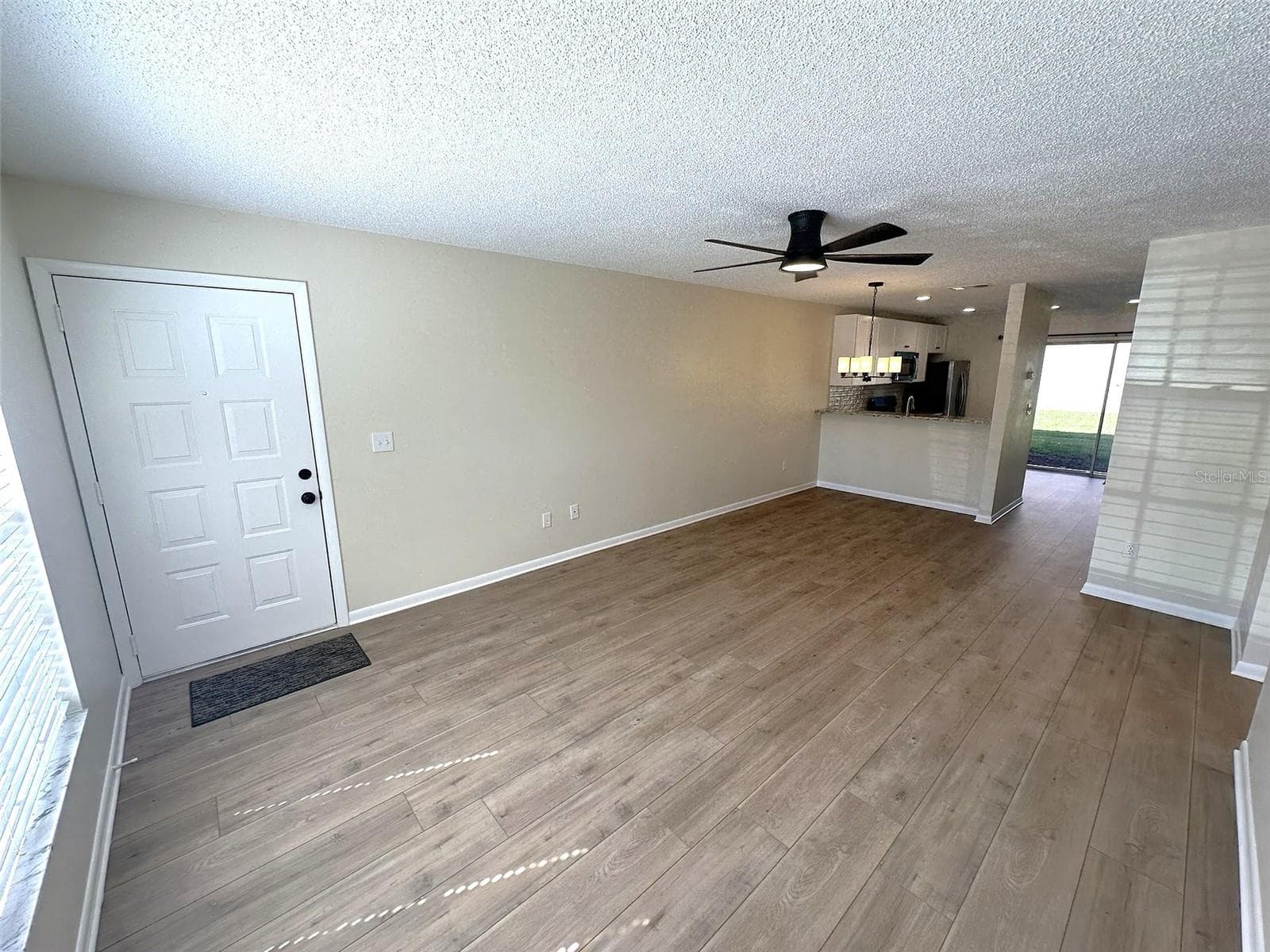 Condominium at 6433 TINA DRIVE #15, NEW PORT RICHEY, photo 7 of 88