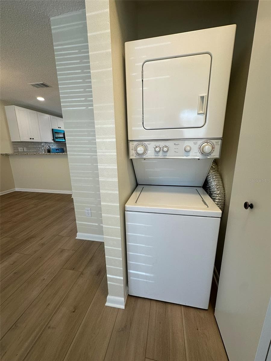 Condominium at 6433 TINA DRIVE #15, NEW PORT RICHEY, photo 13 of 88