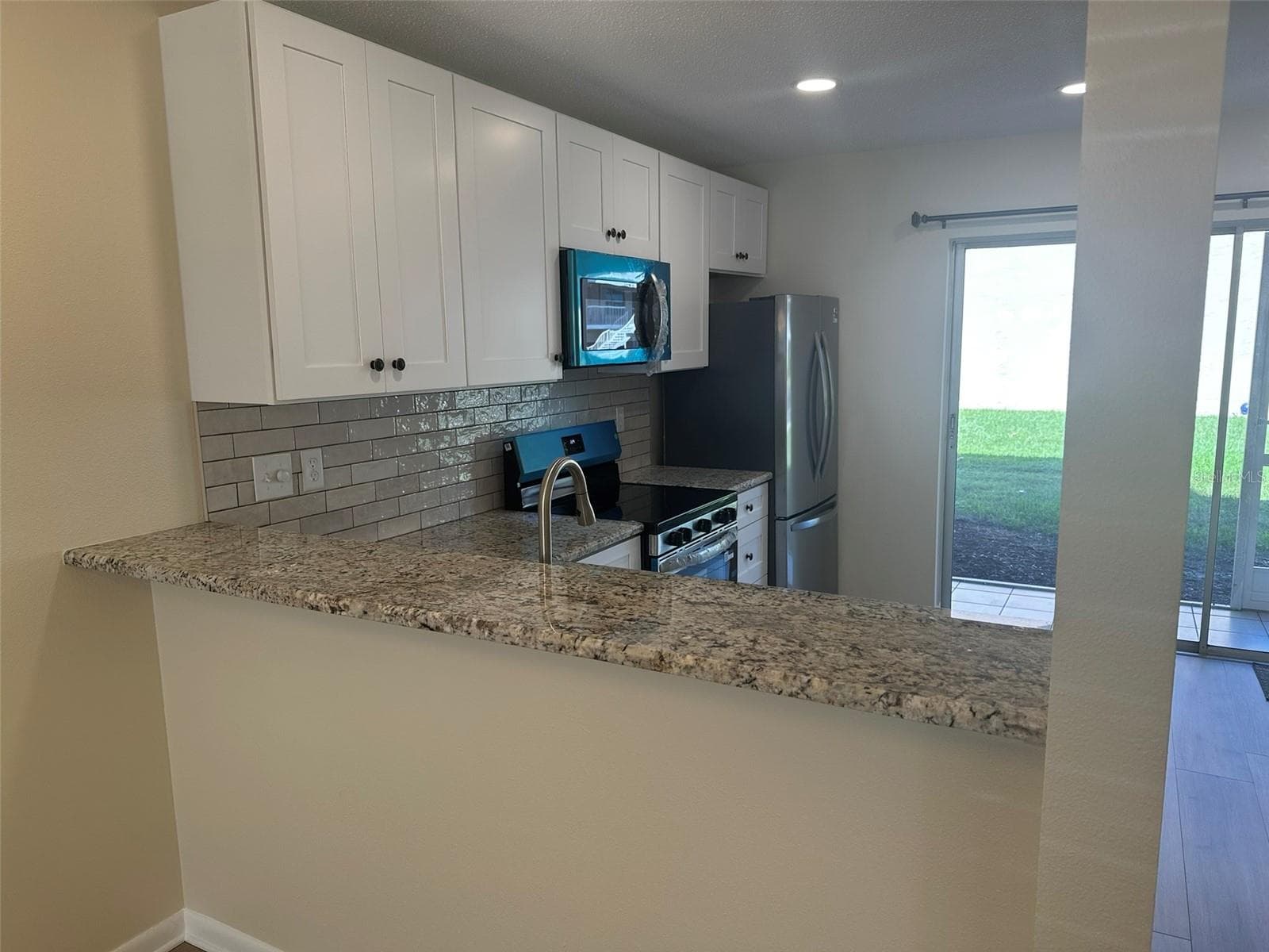 Condominium at 6433 TINA DRIVE #15, NEW PORT RICHEY, photo 30 of 88