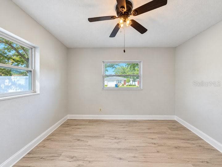 Single Family Residence at 1112 W HIAWATHA ST, TAMPA, photo 15 of 26
