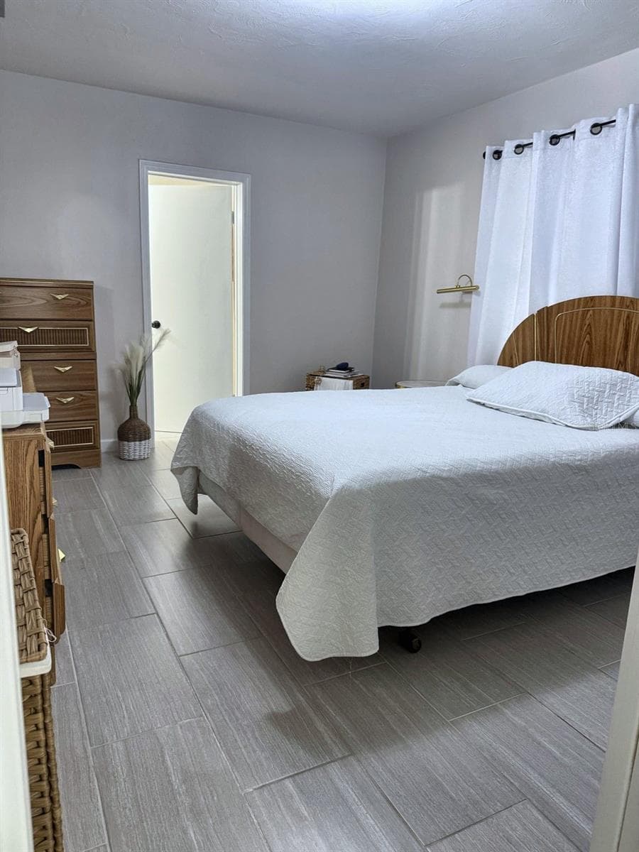 Single Family Residence at 602 OPPITZ LN, LAKELAND, photo 12 of 20