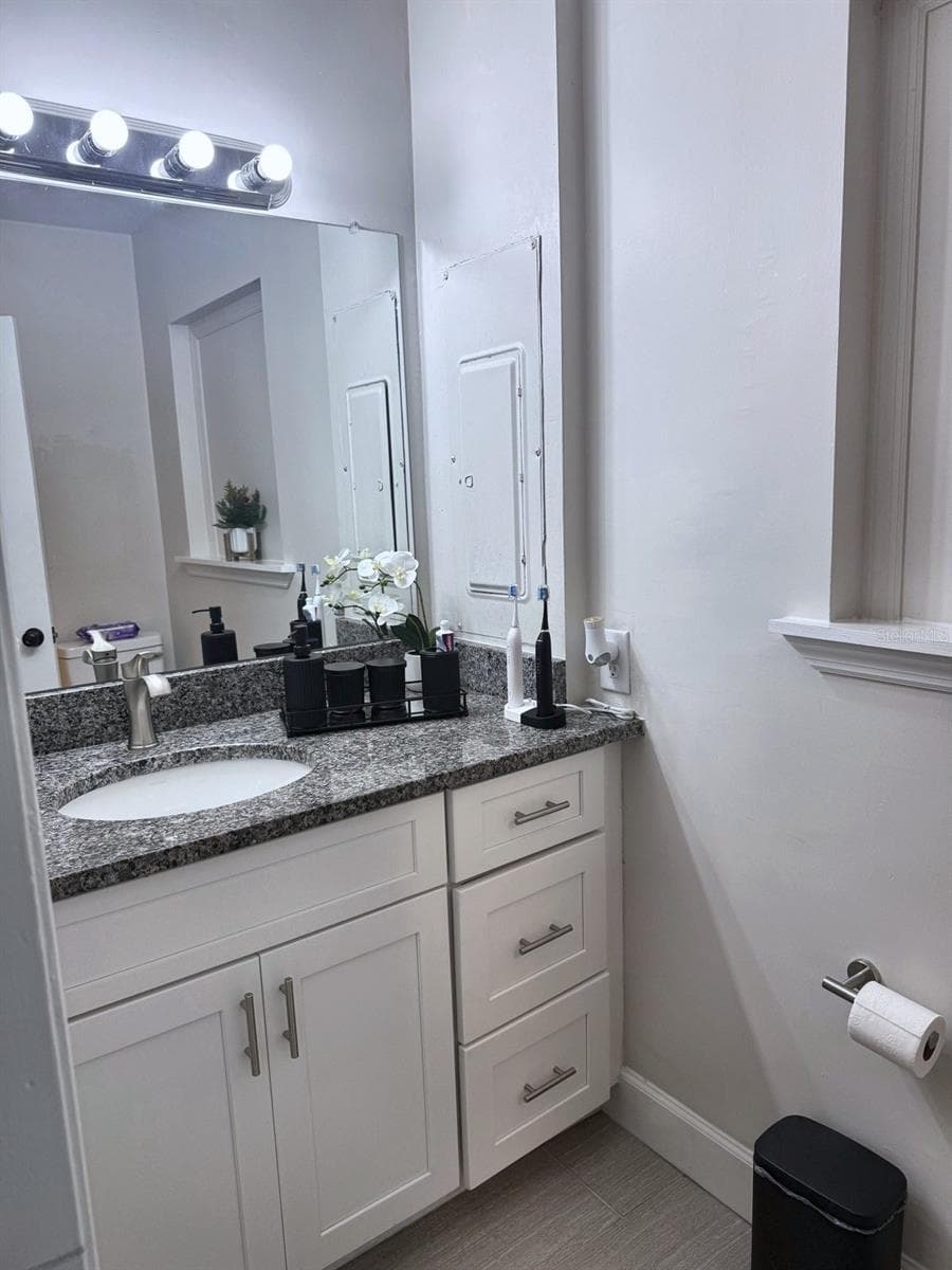 Single Family Residence at 602 OPPITZ LN, LAKELAND, photo 13 of 20