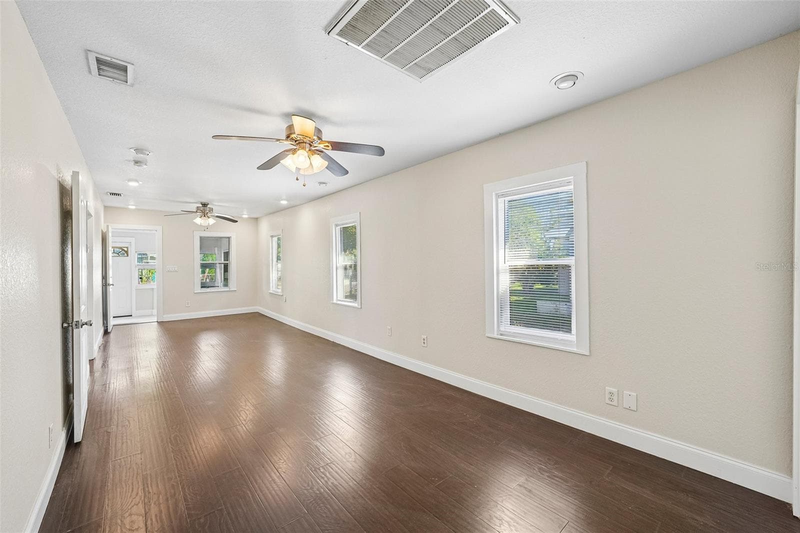 Duplex at 1646 28TH AVE N, ST PETERSBURG, photo 8 of 43