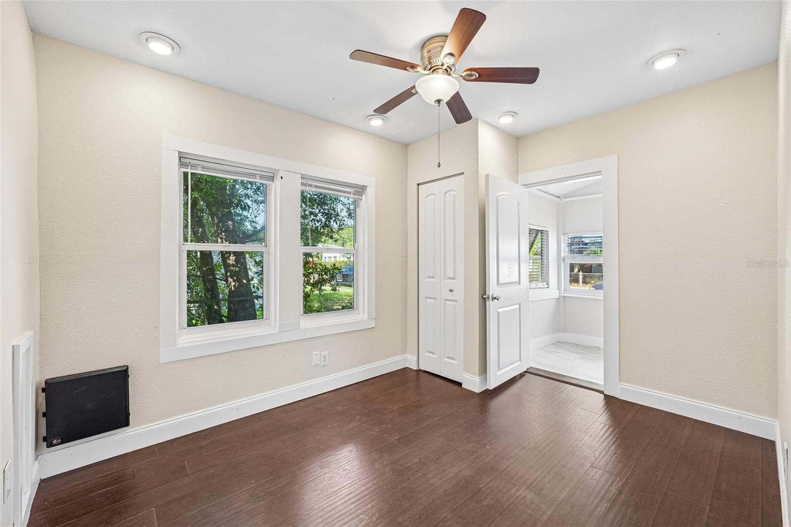 Duplex at 1646 28TH AVE N, ST PETERSBURG, photo 25 of 43