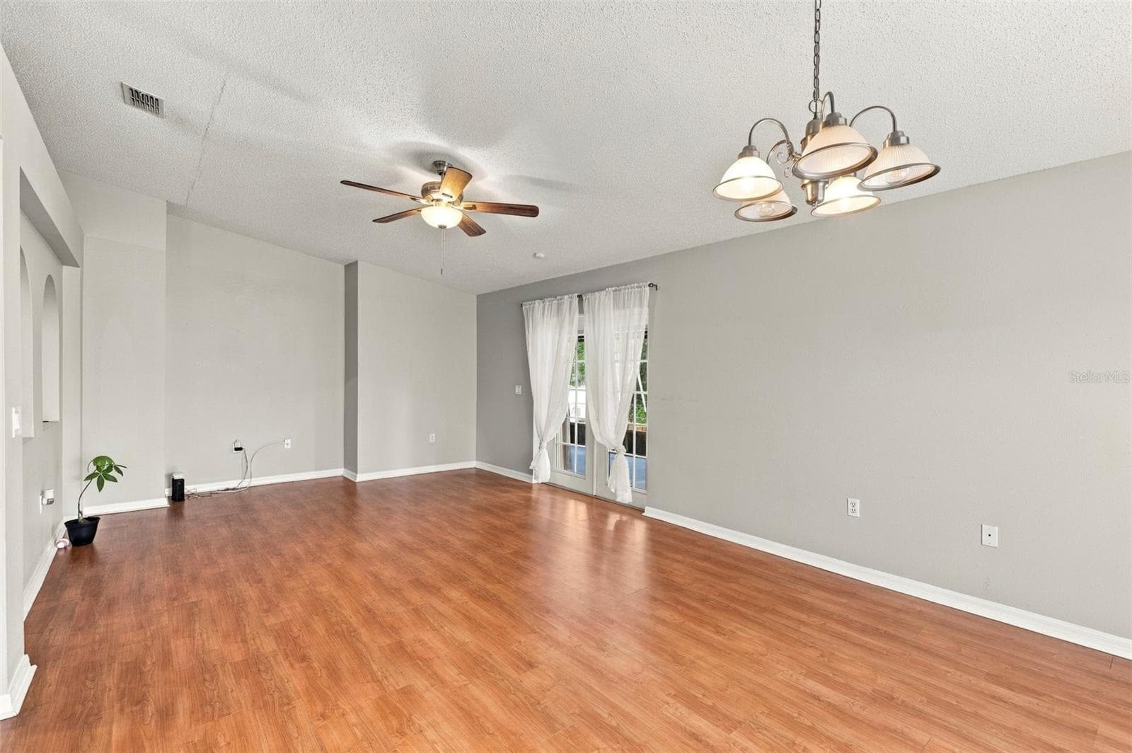 Single Family Residence at 13516 COPPER HEAD DR, RIVERVIEW, photo 15 of 33