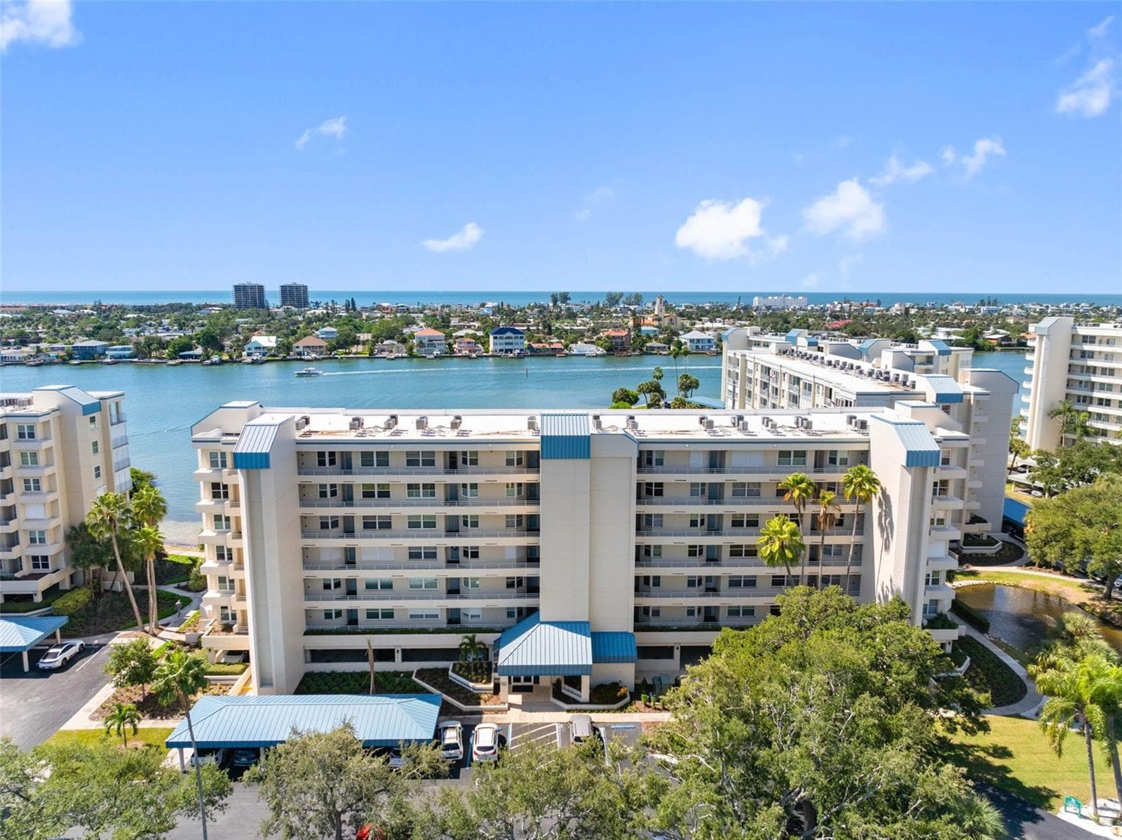 Condominium at 7902 SAILBOAT KEY BLVD S #407, SOUTH PASADENA, photo 9 of 72