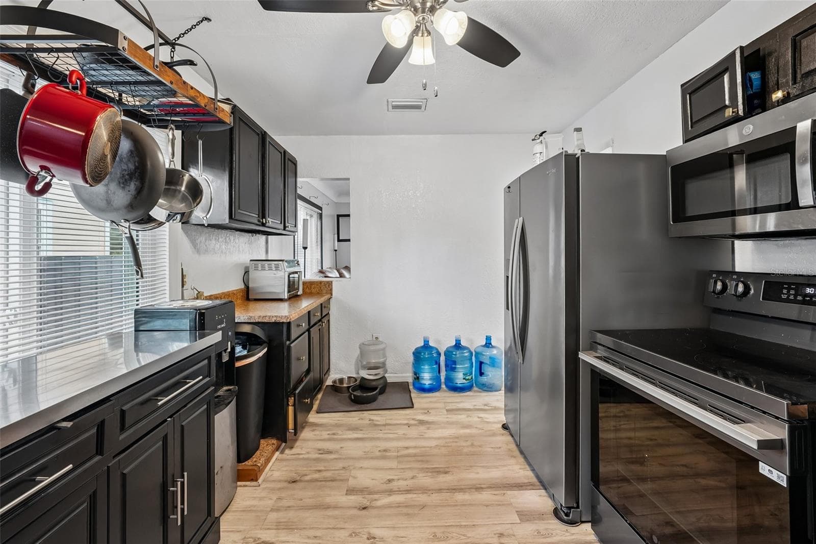 Single Family Residence at 2221 8TH AVE N, ST PETERSBURG, photo 13 of 35