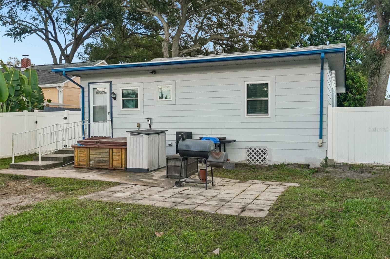 Single Family Residence at 2221 8TH AVE N, ST PETERSBURG, photo 31 of 35