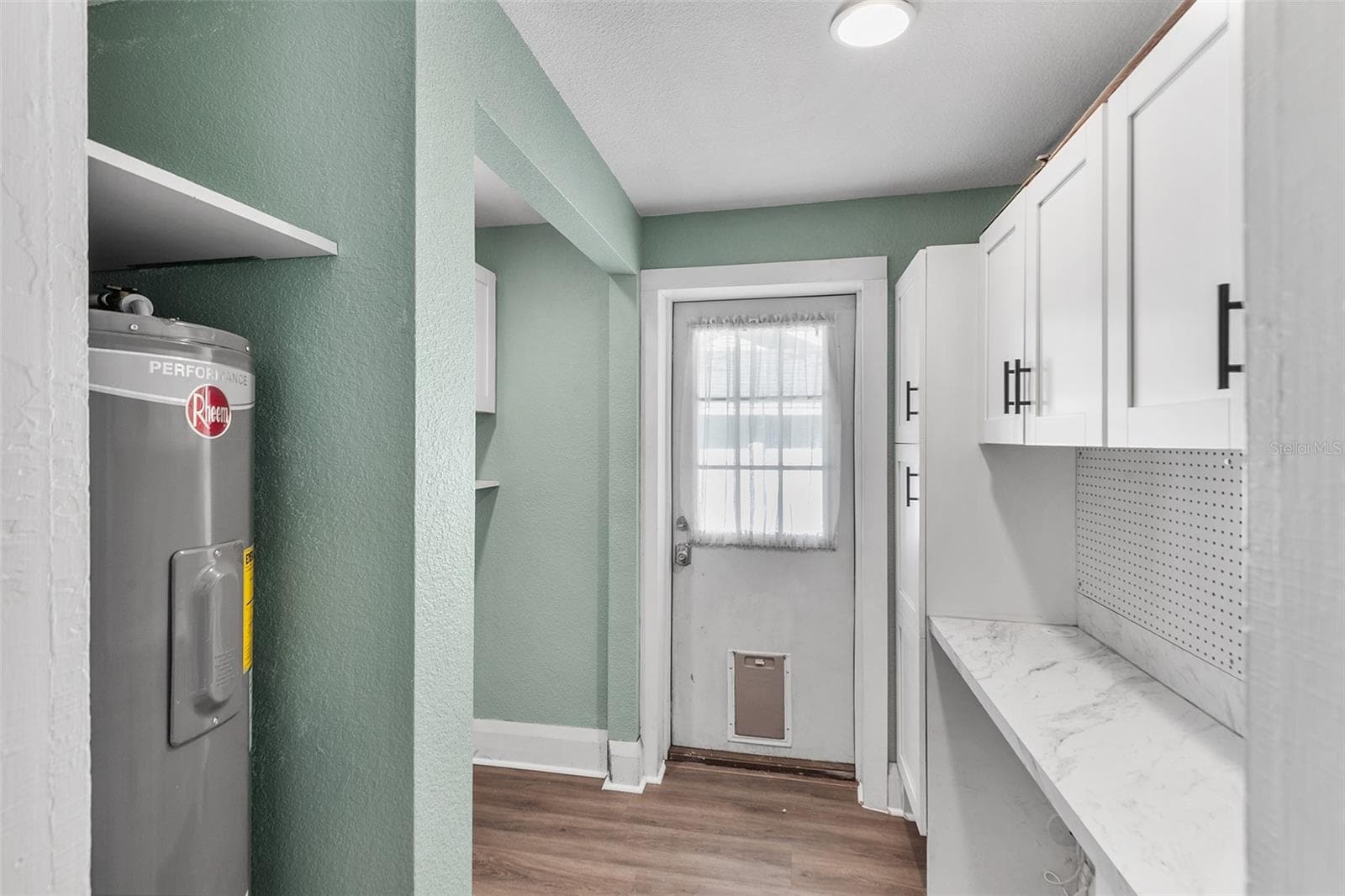 Laundry room - 807 INTERLACHEN PKWY, LAKELAND