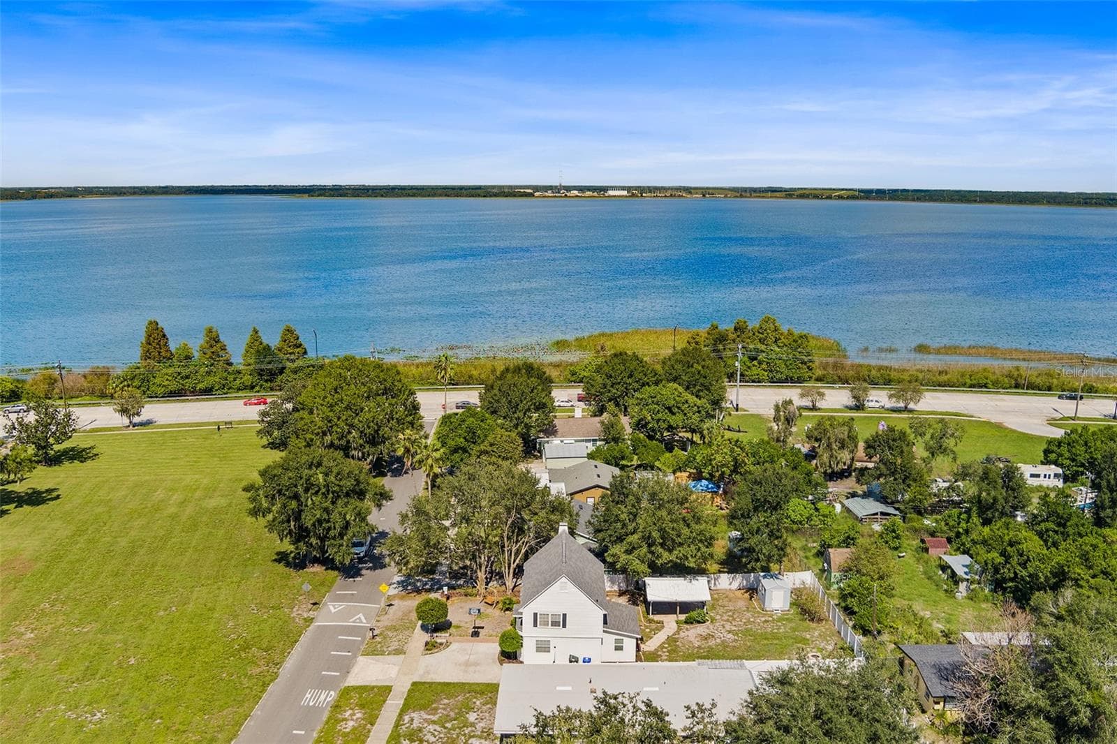 Lake view - 807 INTERLACHEN PKWY, LAKELAND