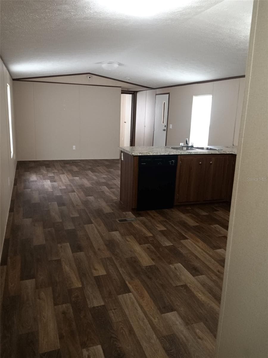 Manufactured Home at 1821 NW 110TH CT, OCALA, photo 6 of 11
