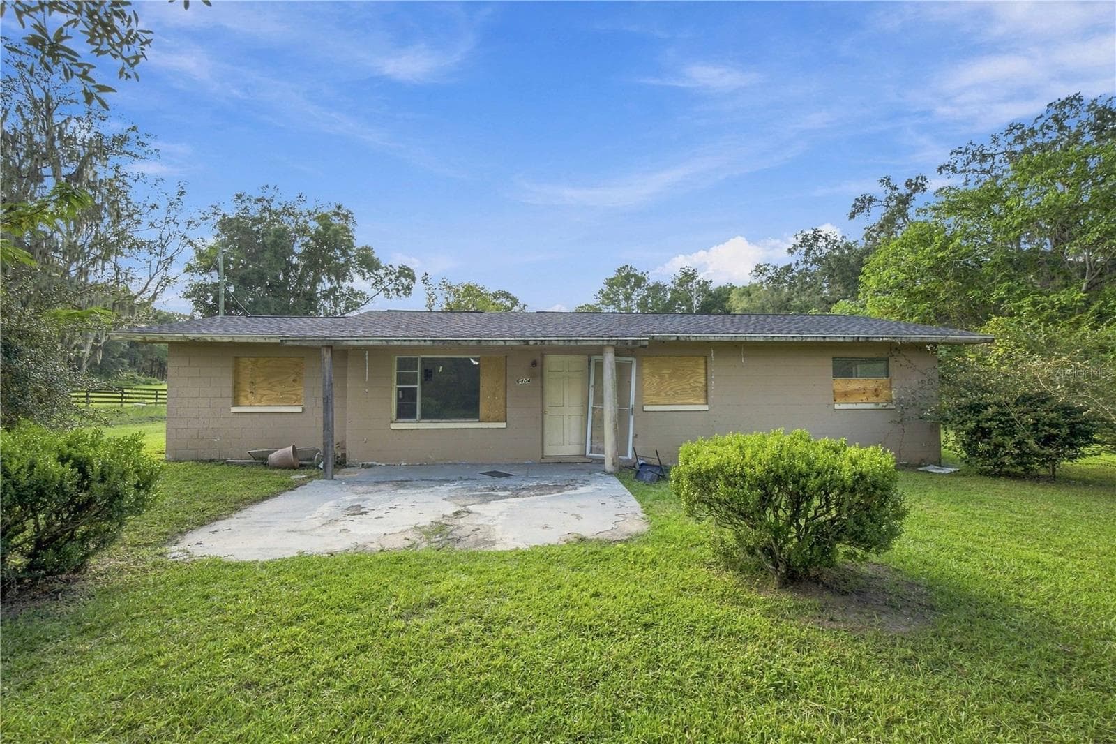 Single Family Residence at 6404 SW 9 AVE, OCALA, photo 6 of 20