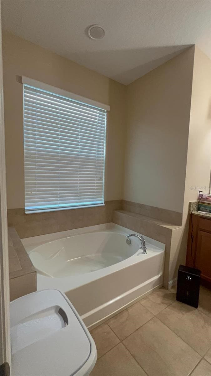 Single Family Residence at 2855 N POINT BLVD, KISSIMMEE, photo 10 of 19