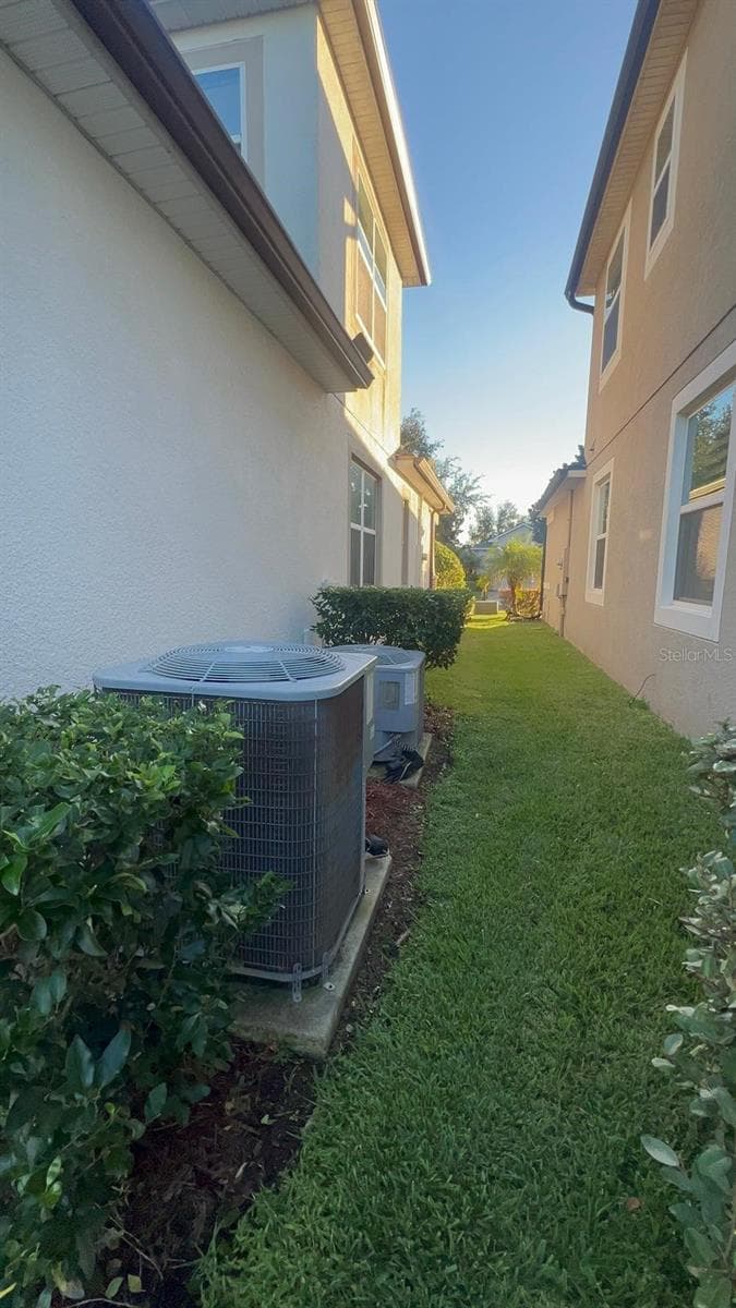 Single Family Residence at 2855 N POINT BLVD, KISSIMMEE, photo 17 of 19