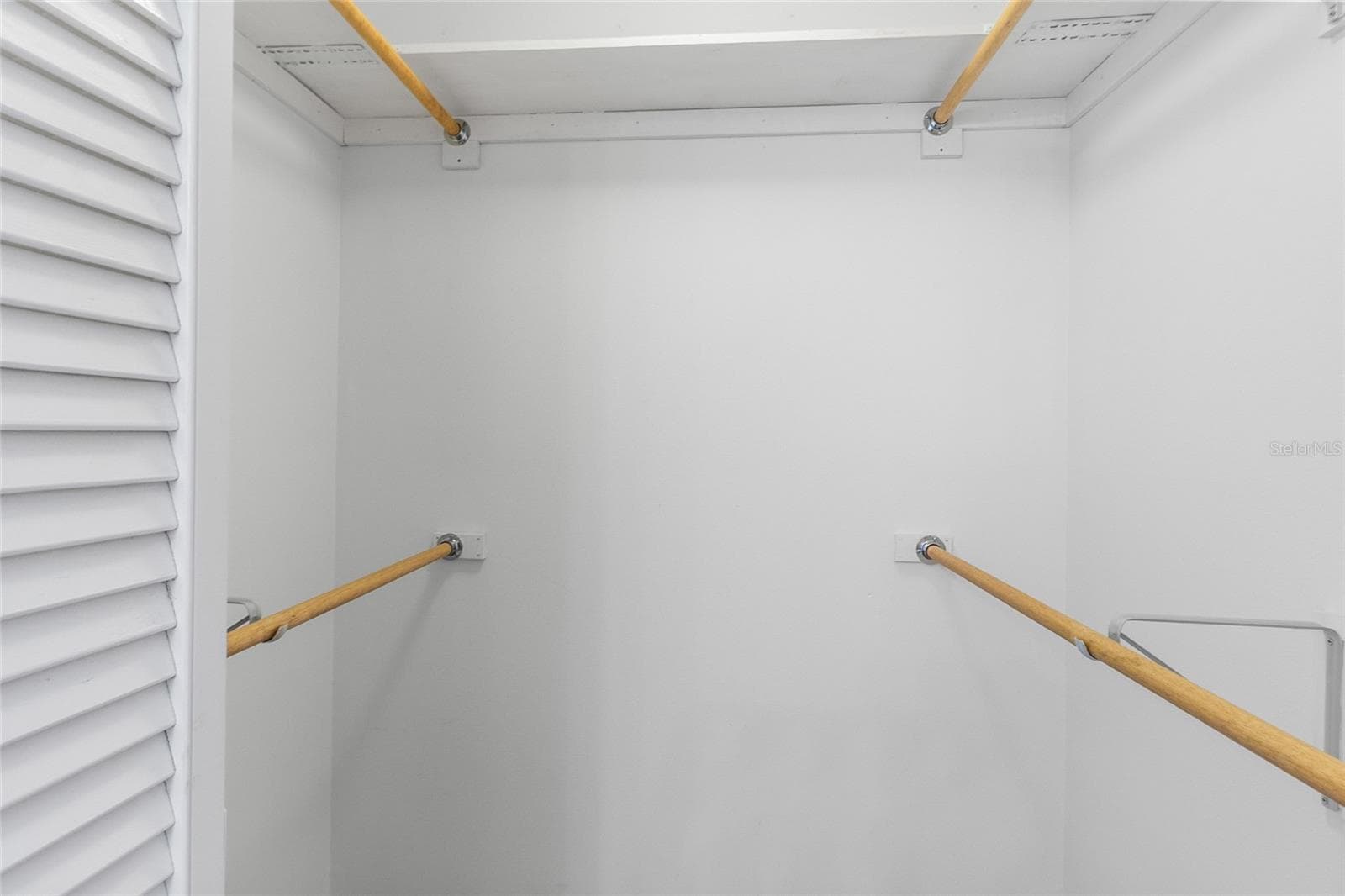 Spacious walk in closet in primary suite - 2980 HAINES BAYSHORE RD #105, CLEARWATER