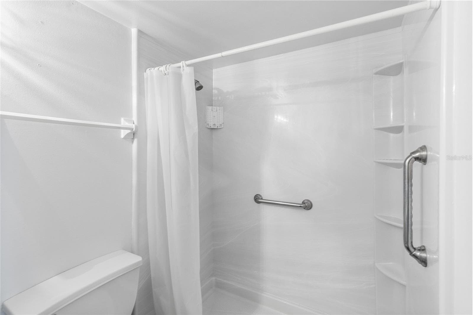 Primary bath shower - 2980 HAINES BAYSHORE RD #105, CLEARWATER