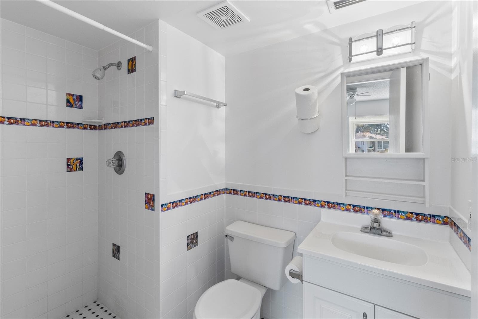 Secondary ensuite bath - 2980 HAINES BAYSHORE RD #105, CLEARWATER
