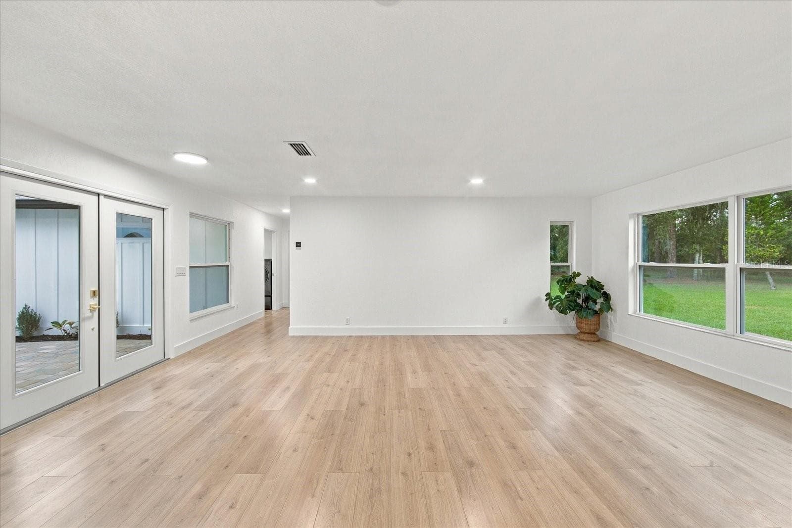 Single Family Residence at 3151 53RD ST, SARASOTA, photo 12 of 98