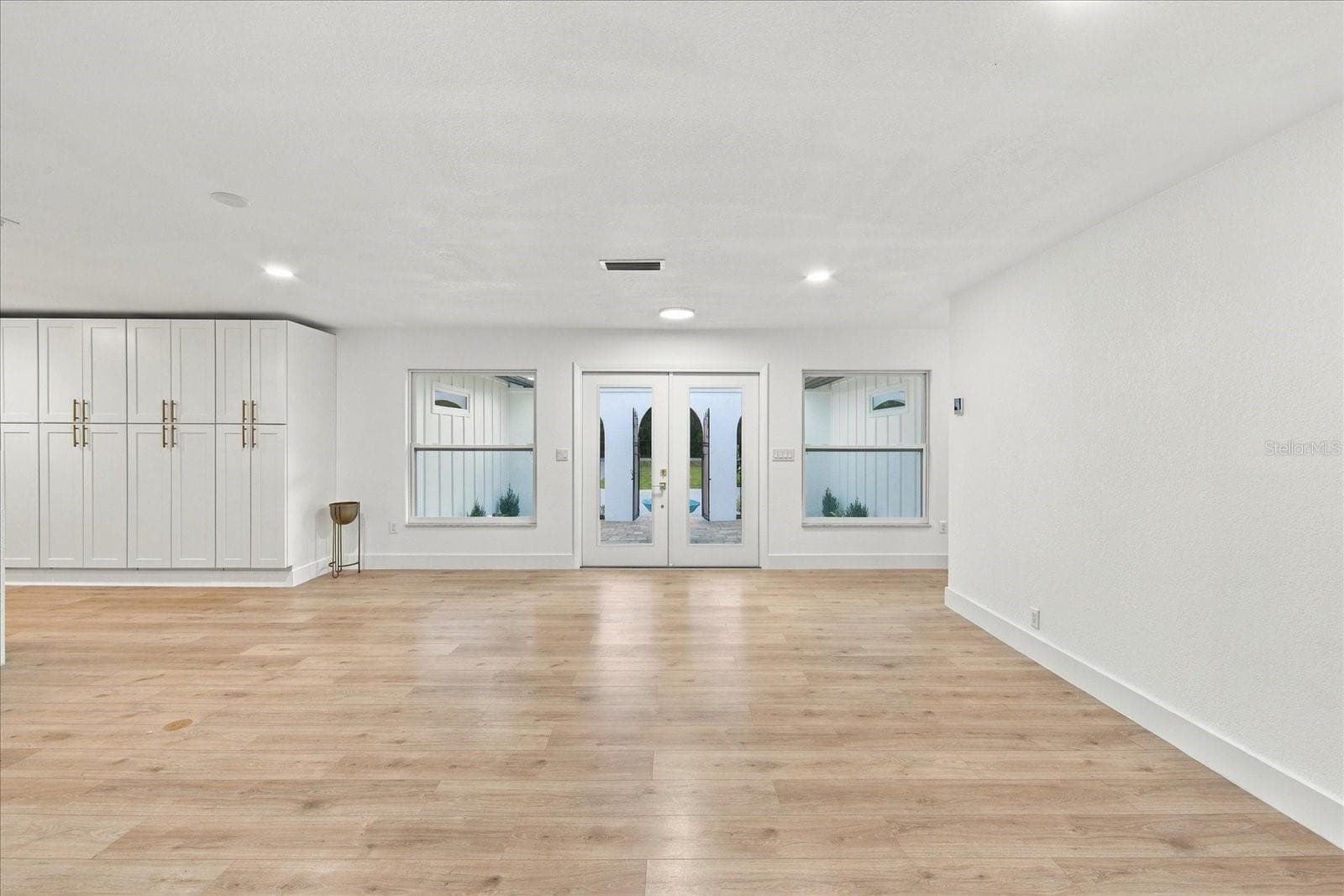 Single Family Residence at 3151 53RD ST, SARASOTA, photo 15 of 98