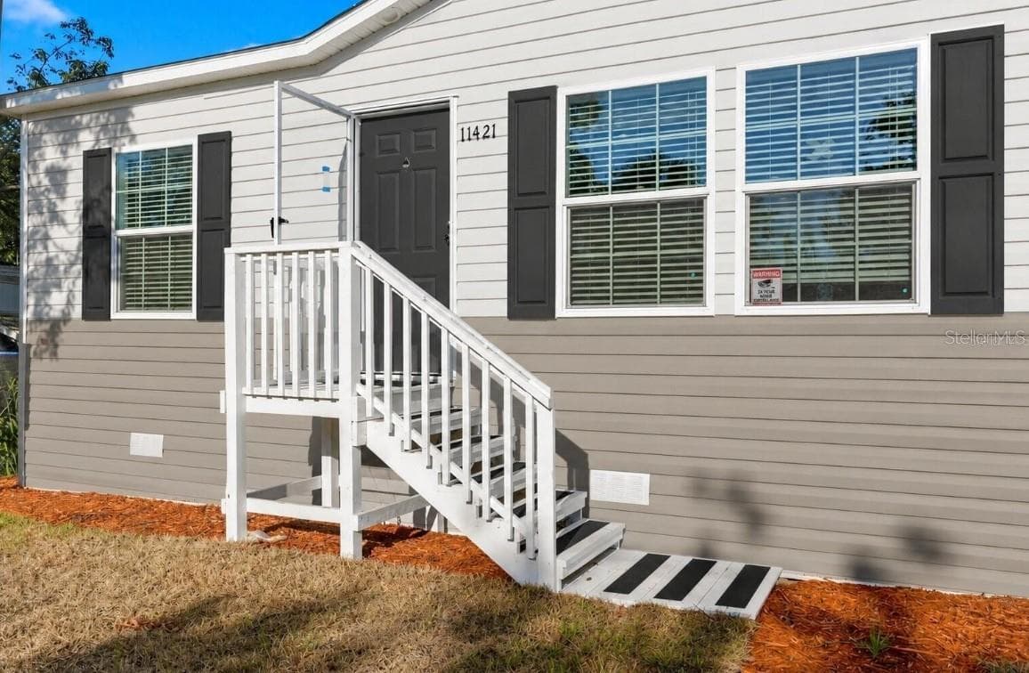 Manufactured Home at 2364 PLUM AVE, AUBURNDALE, photo 5 of 25