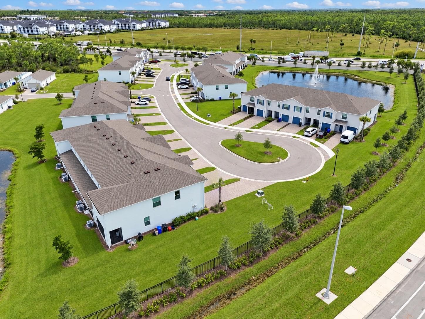 Townhouse at 8031 HALEY CREEK WAY #8031, LEHIGH ACRES, photo 6 of 49