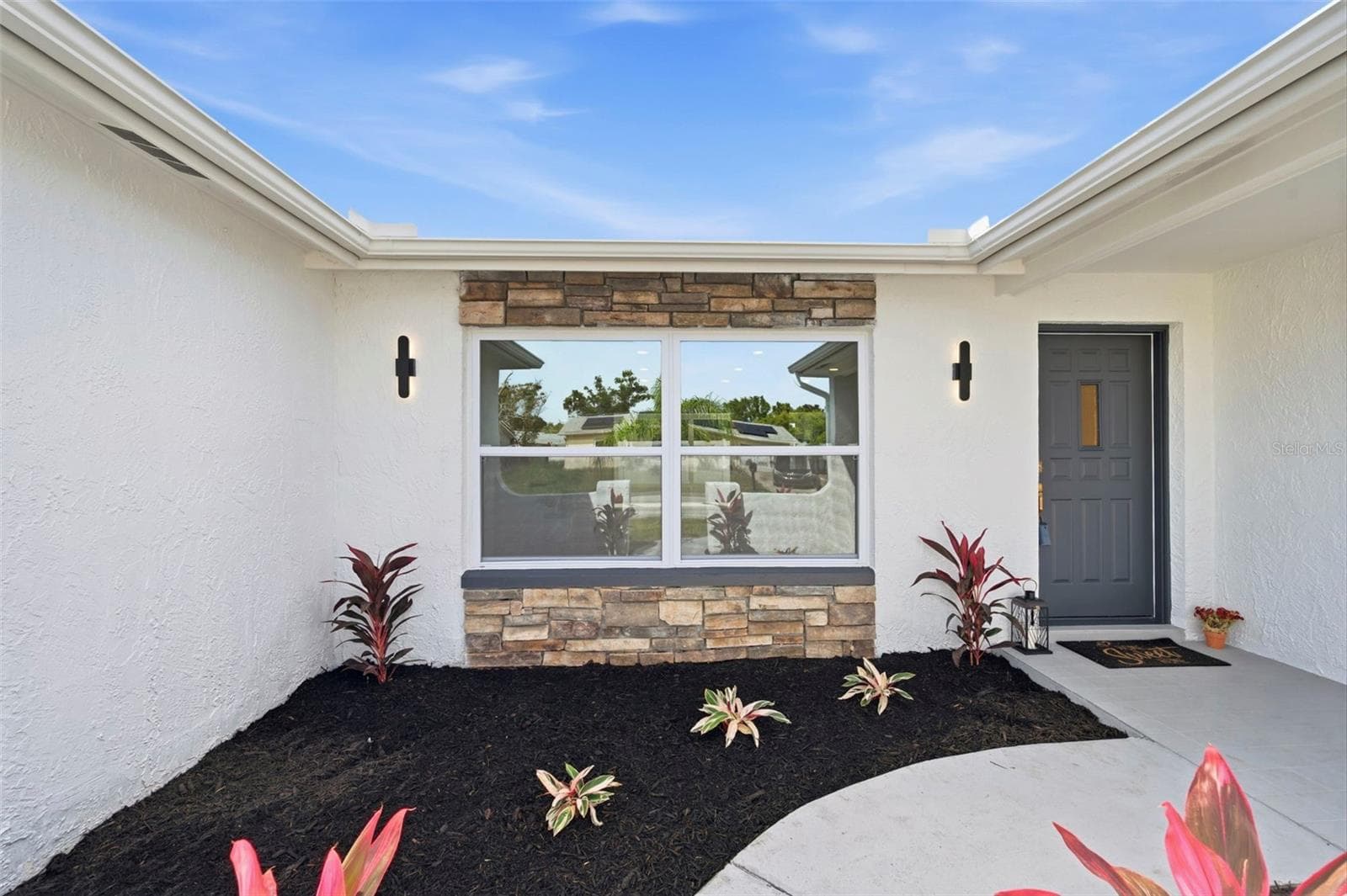 Single Family Residence at 8428 PAXTON DR, PORT RICHEY, photo 6 of 59