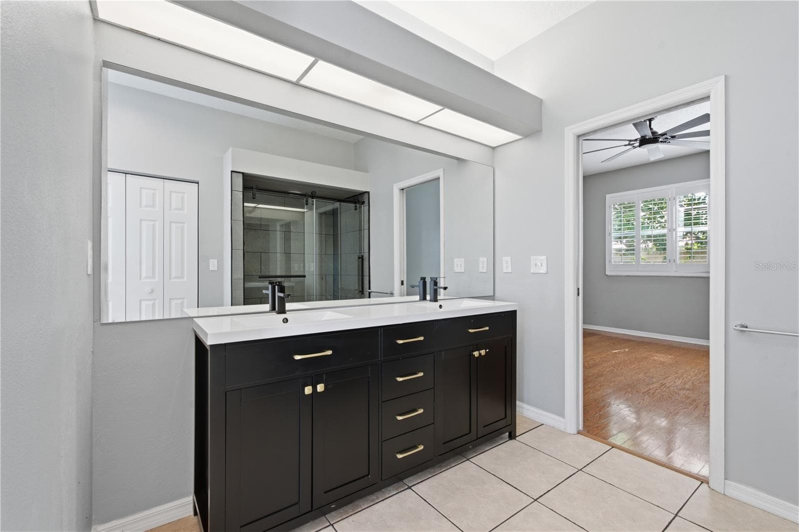 Primary Bath - 4369 14TH WAY NE, ST PETERSBURG