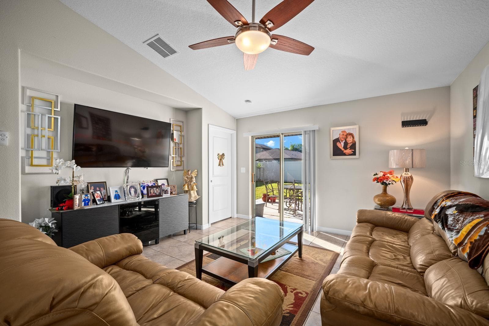 Single Family Residence at 7215 SALT RIVER AVE, SUN CITY CENTER, photo 6 of 21