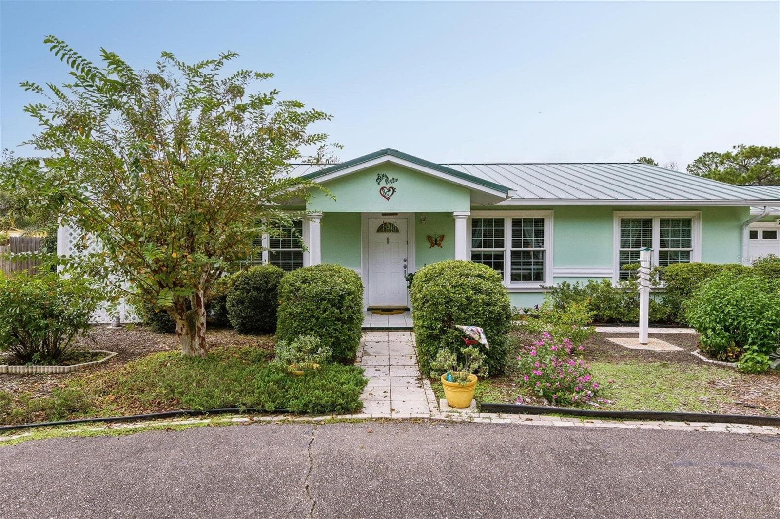 Single Family Residence at 7319 DRIFTING SAND DR, WESLEY CHAPEL, photo 2 of 27