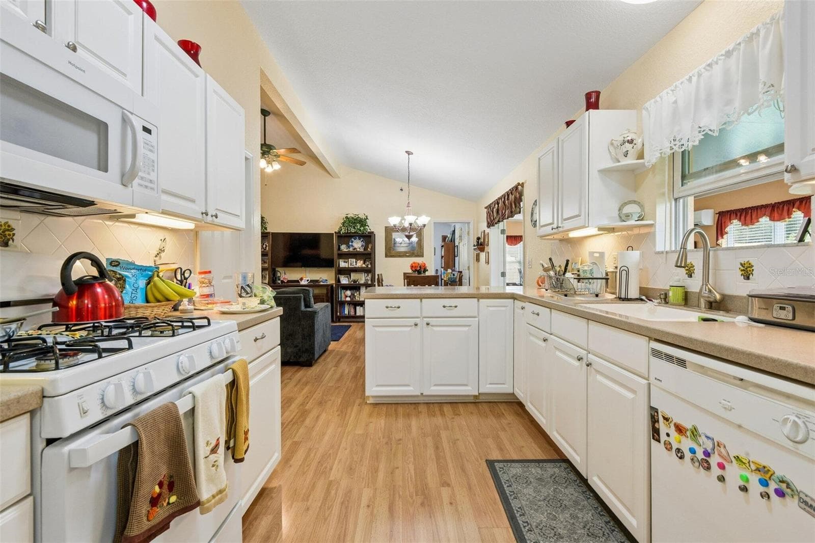 Single Family Residence at 7319 DRIFTING SAND DR, WESLEY CHAPEL, photo 14 of 27