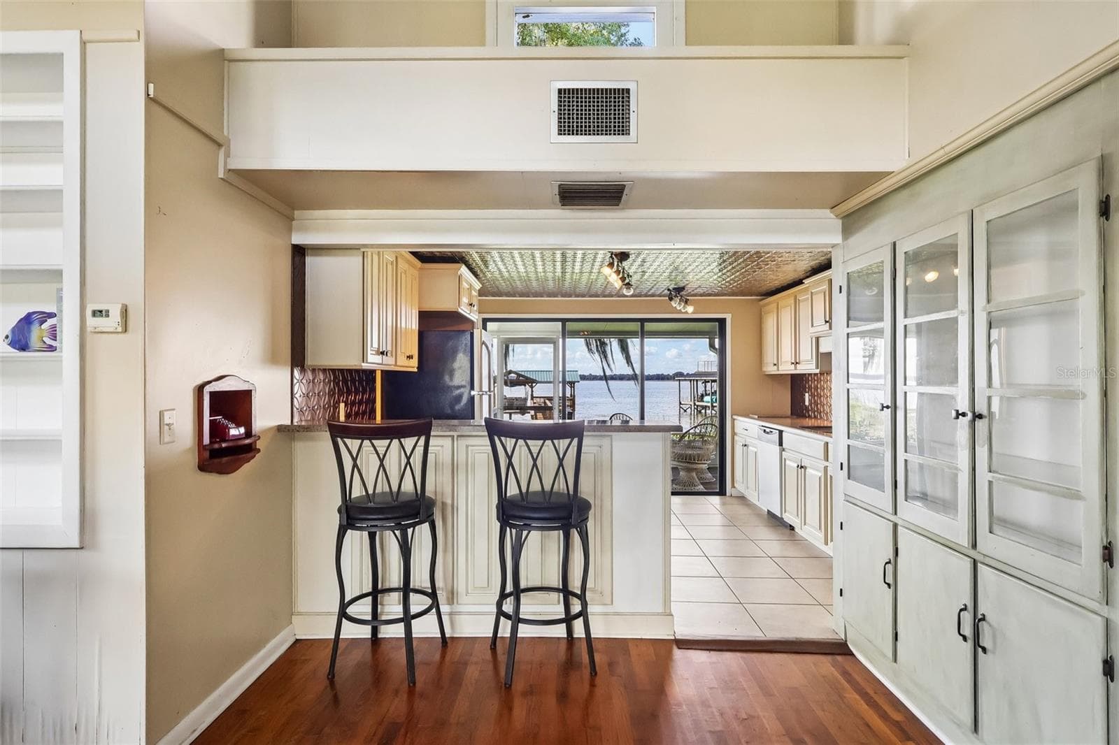 Single Family Residence at 722 LAKE DORA DR, TAVARES, photo 19 of 60