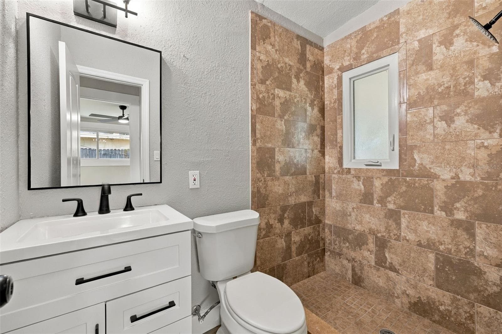 Single Family Residence at 10493 116TH AVE, LARGO, photo 5 of 25