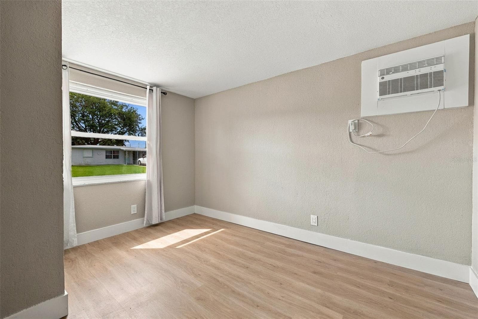 Single Family Residence at 10493 116TH AVE, LARGO, photo 19 of 25