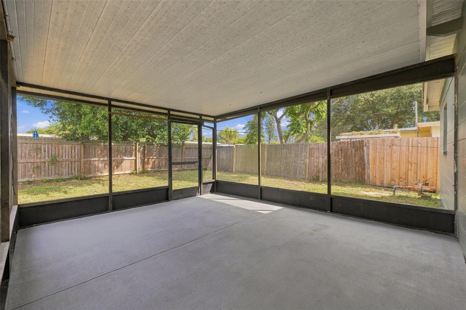 Single Family Residence at 10493 116TH AVE, LARGO, photo 22 of 25