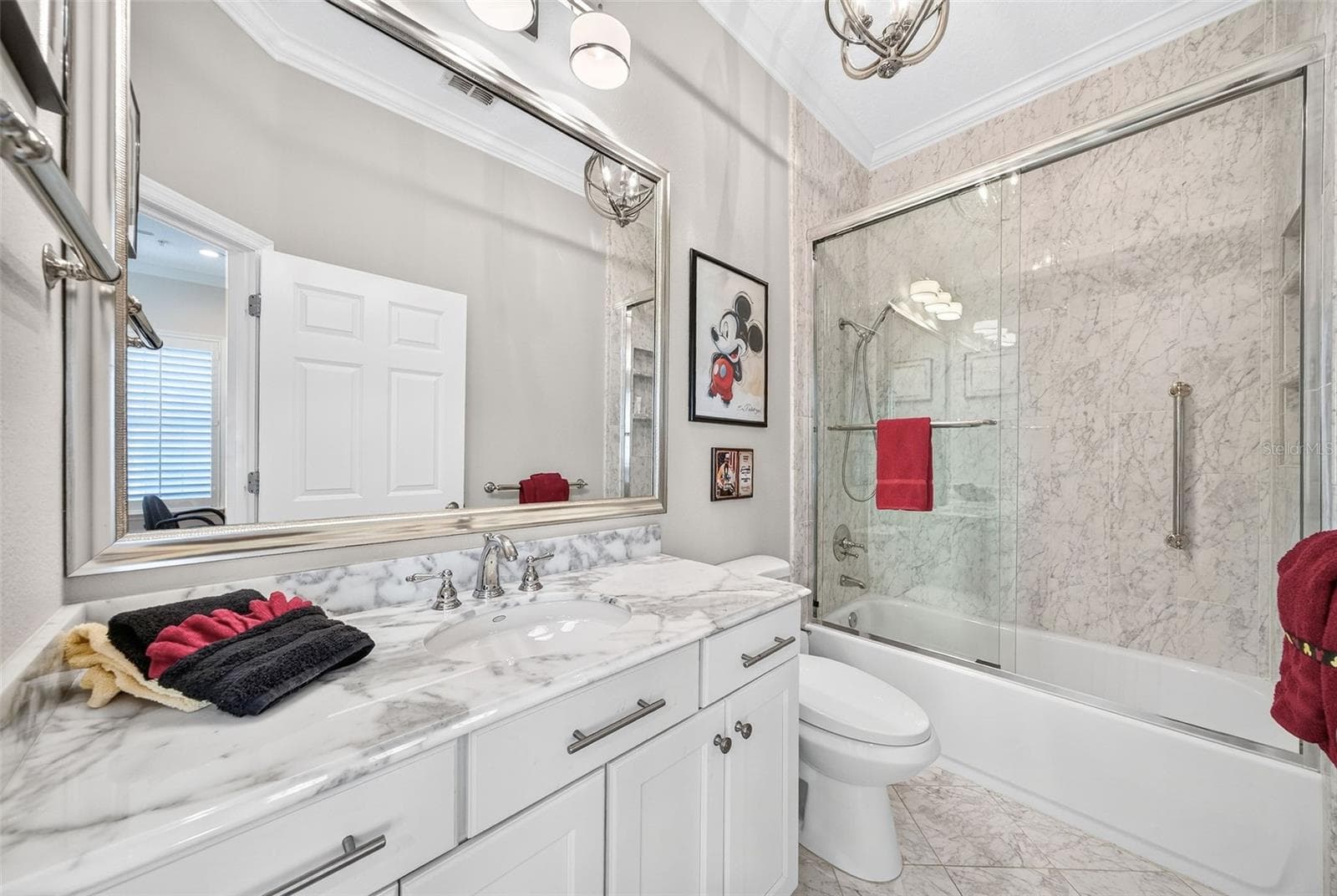 Full Bathroom for Bedroom 2 and 3 and flex space - 3639 ETHAN LN, ORLANDO