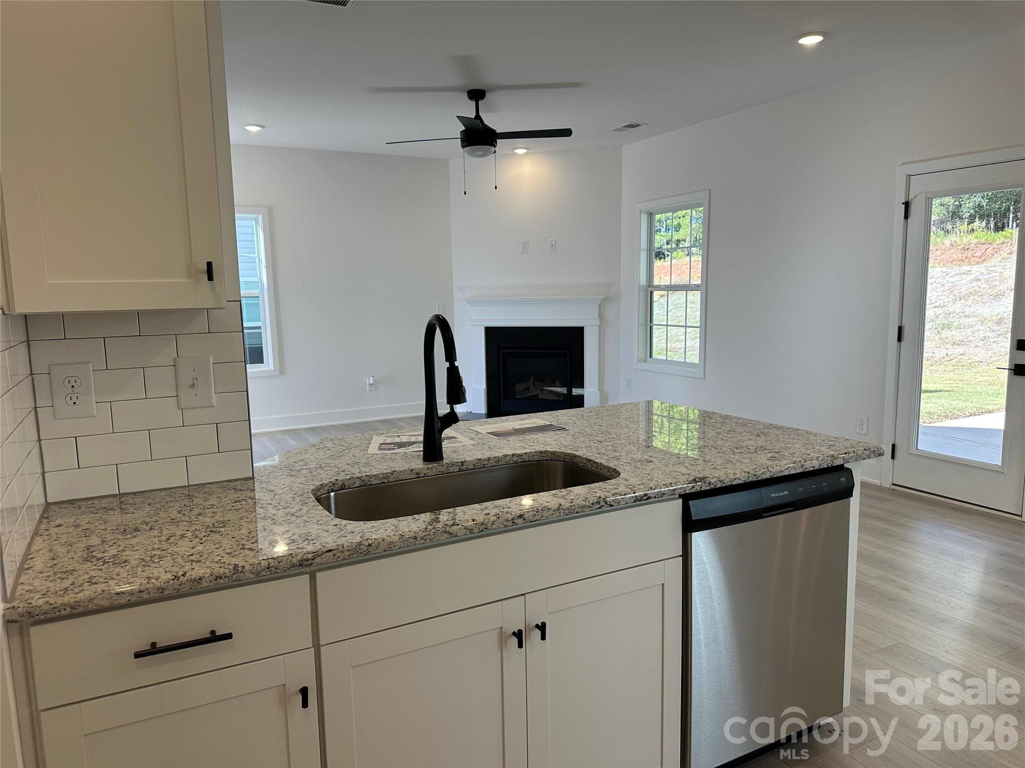 Single Family Residence at 720 Inwood Hill Drive, Gastonia, photo 12 of 35