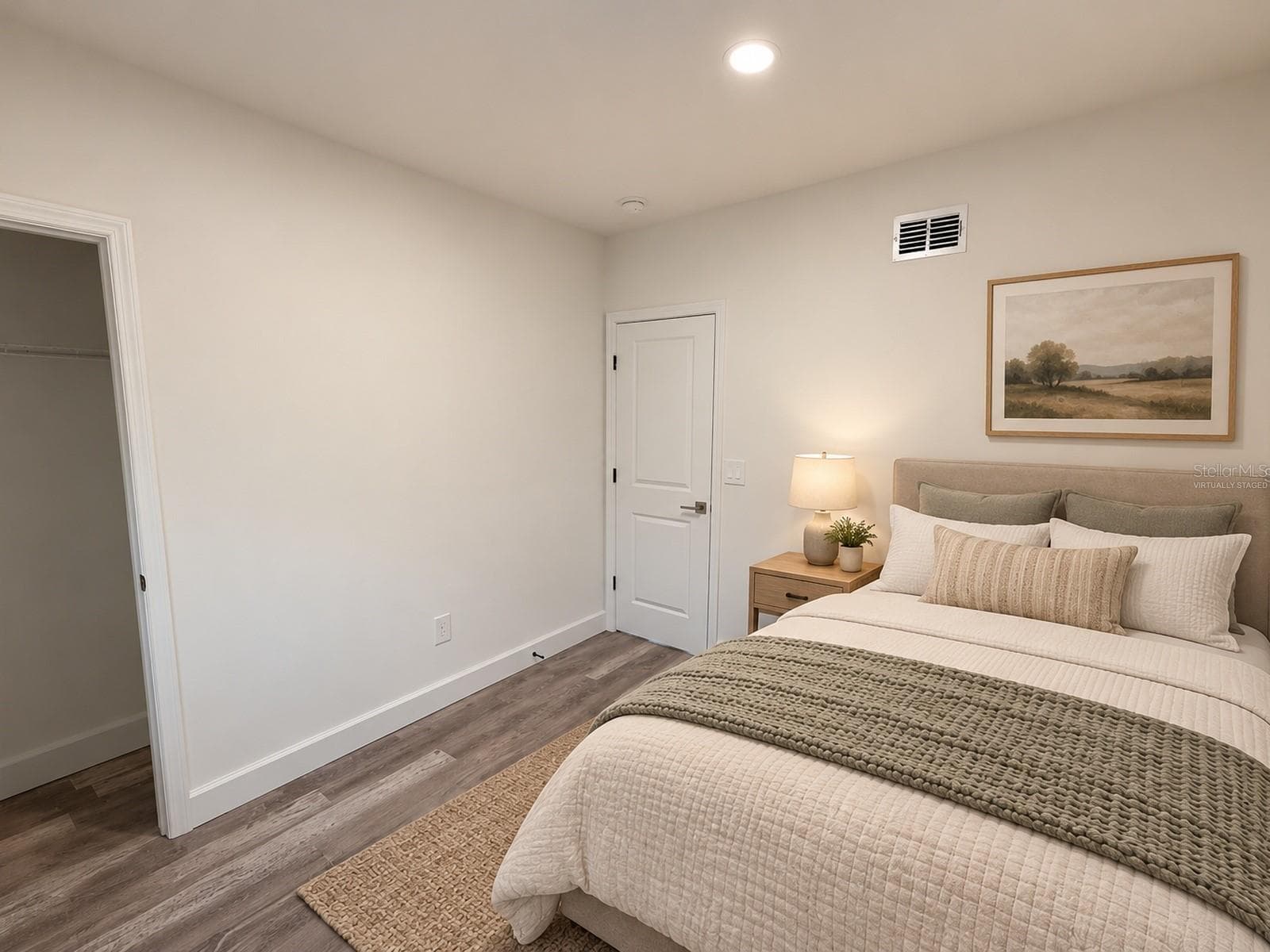 Virtually staged - 1701 TALLAHASSEE DR, DAYTONA BEACH