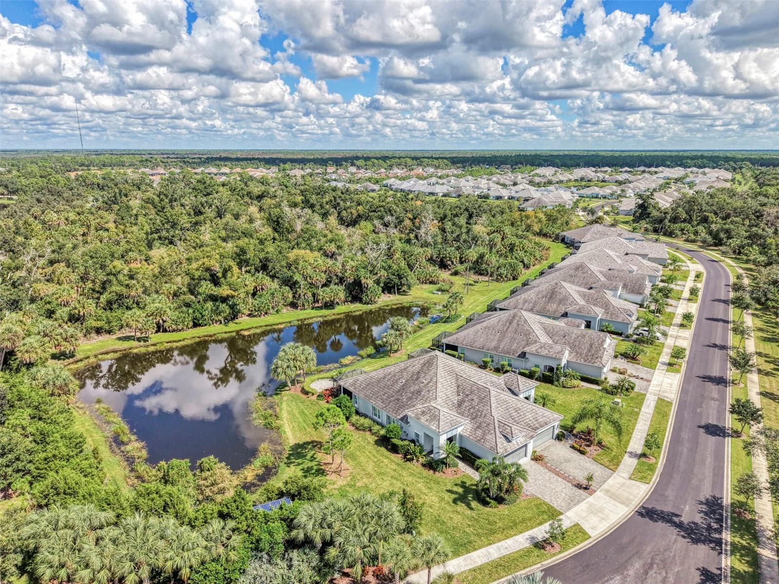Villa at 12404 PALATKA DR, VENICE, photo 7 of 93