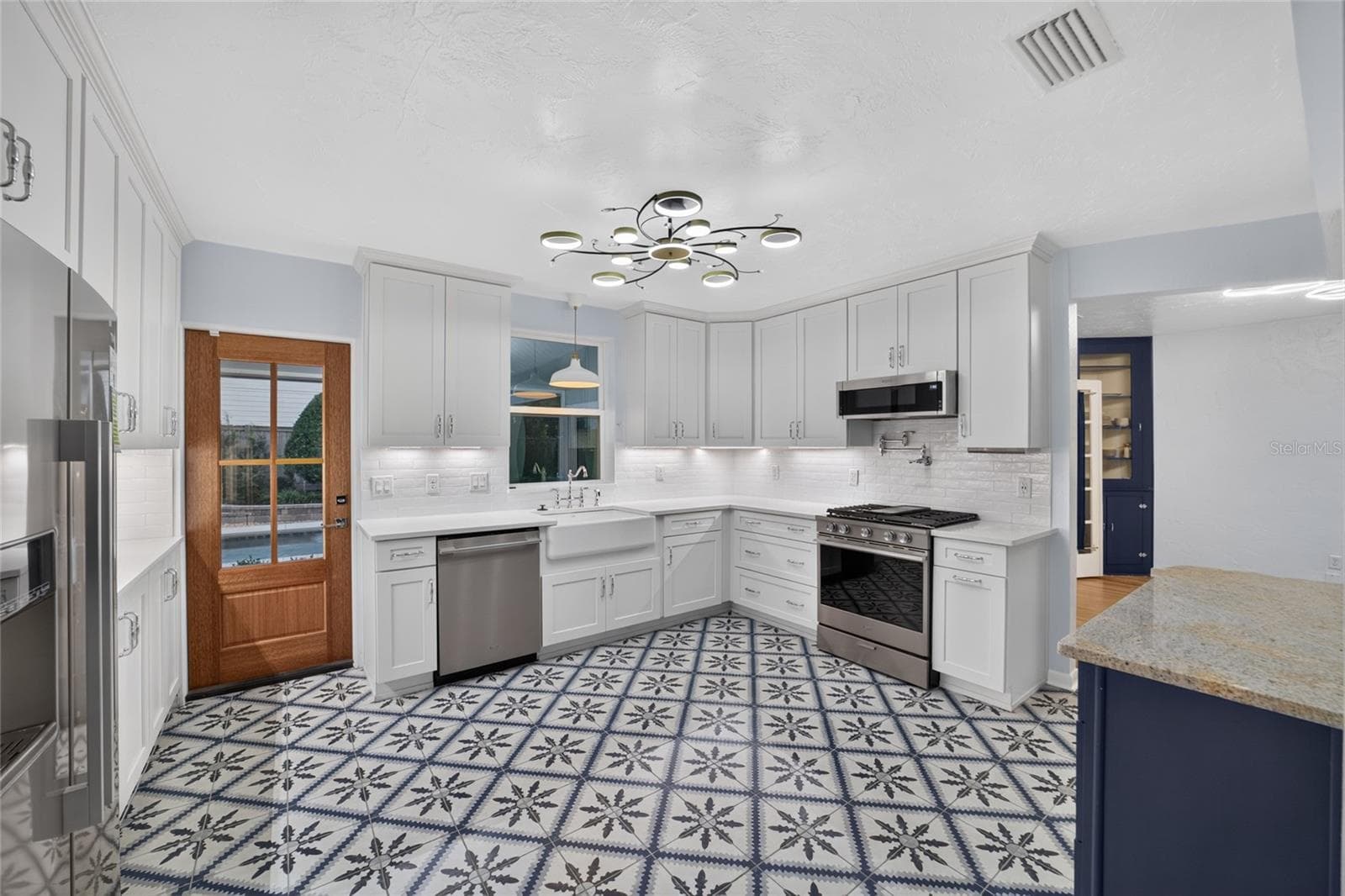 Single Family Residence at 1516 E FORT KING ST, OCALA, photo 21 of 90