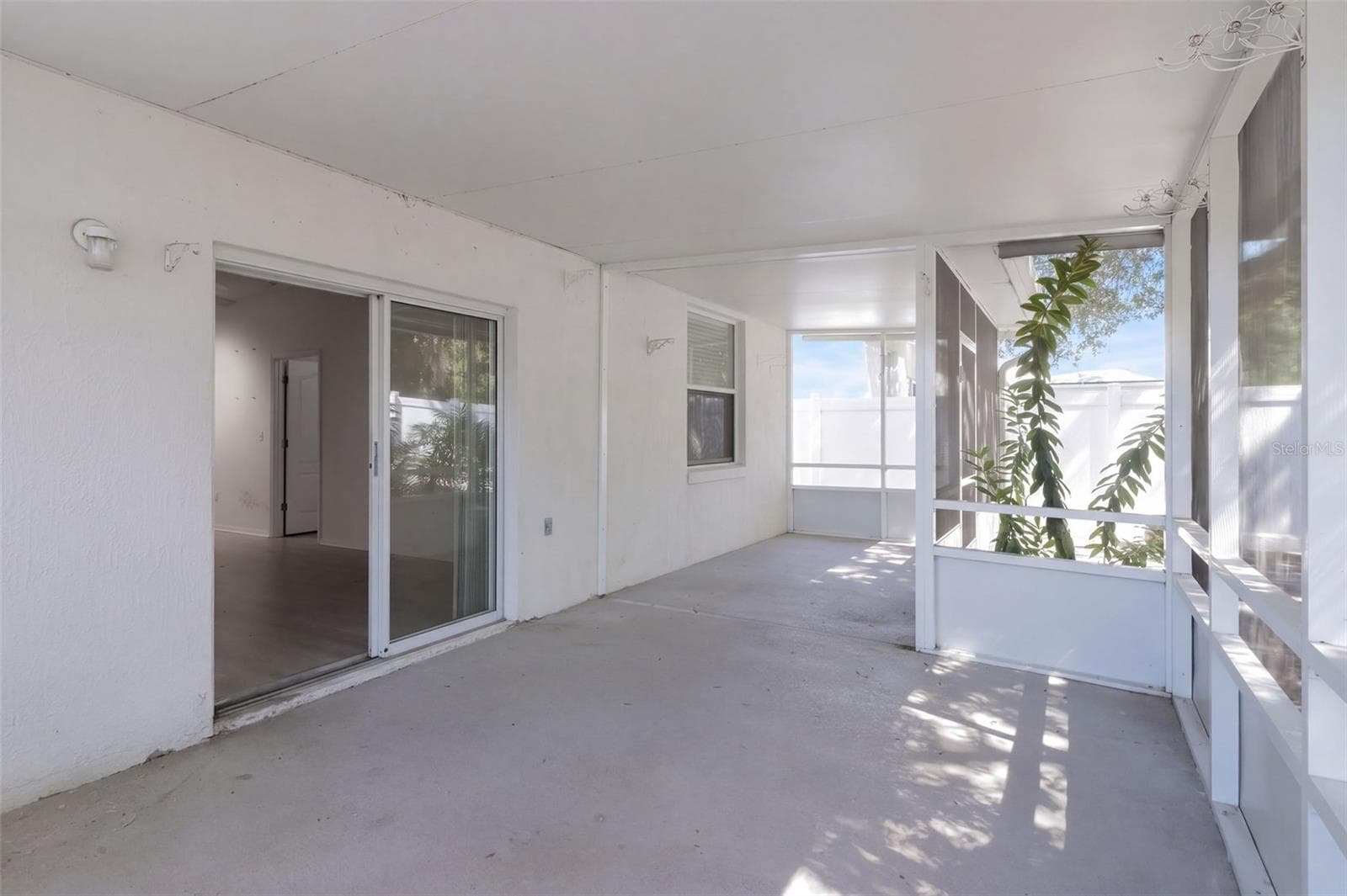 Screened Patio - 15806 GREEN COVE BLVD, CLERMONT