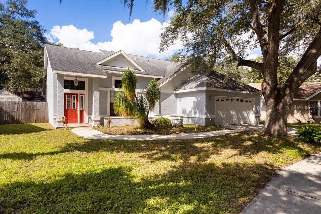 Single Family Residence at 4119 MORELAND DR, VALRICO, photo 2 of 34