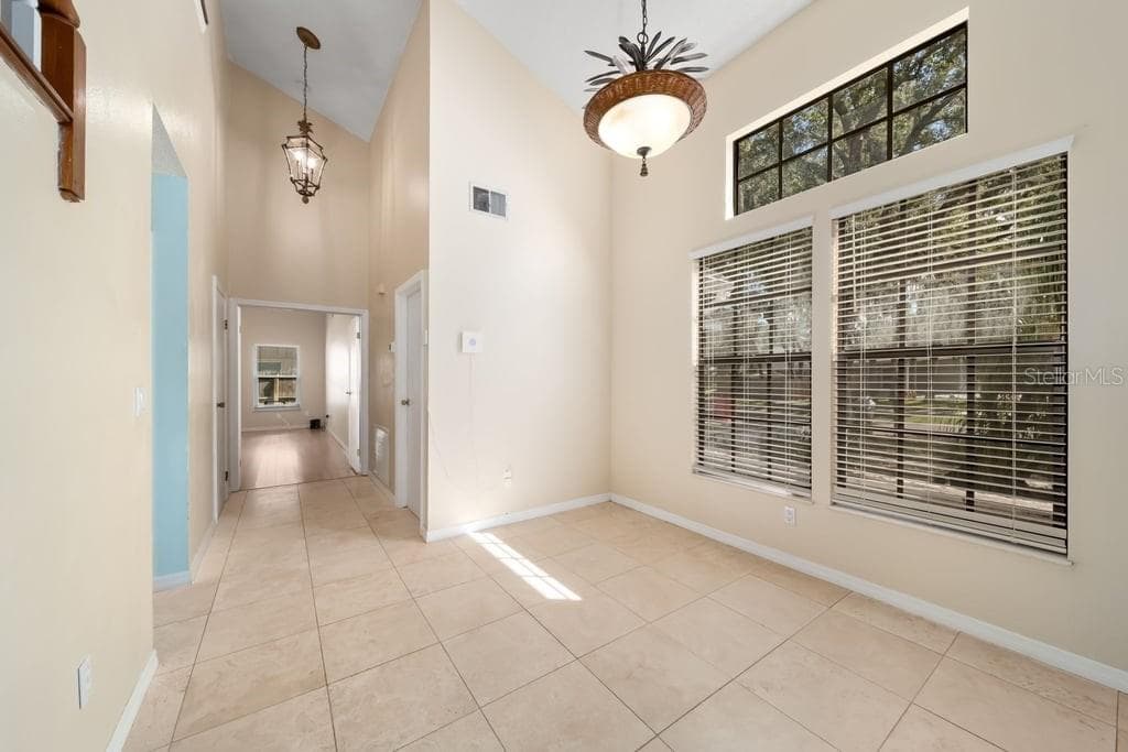 Separate dining area - 4119 MORELAND DR, VALRICO