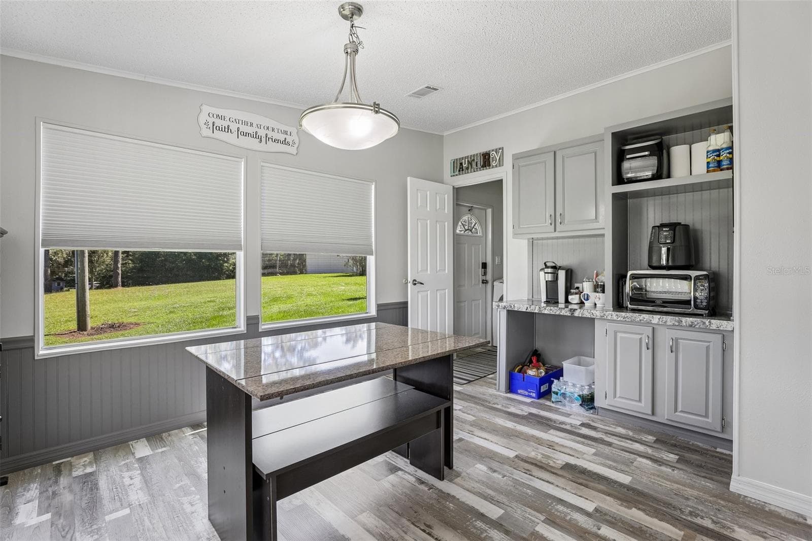 Manufactured Home at 12426 SE 55TH AVENUE RD, BELLEVIEW, photo 14 of 95
