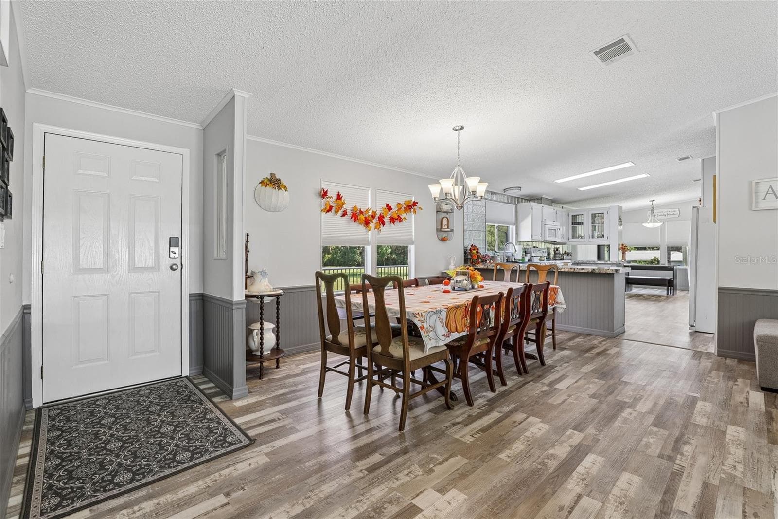 Manufactured Home at 12426 SE 55TH AVENUE RD, BELLEVIEW, photo 16 of 95