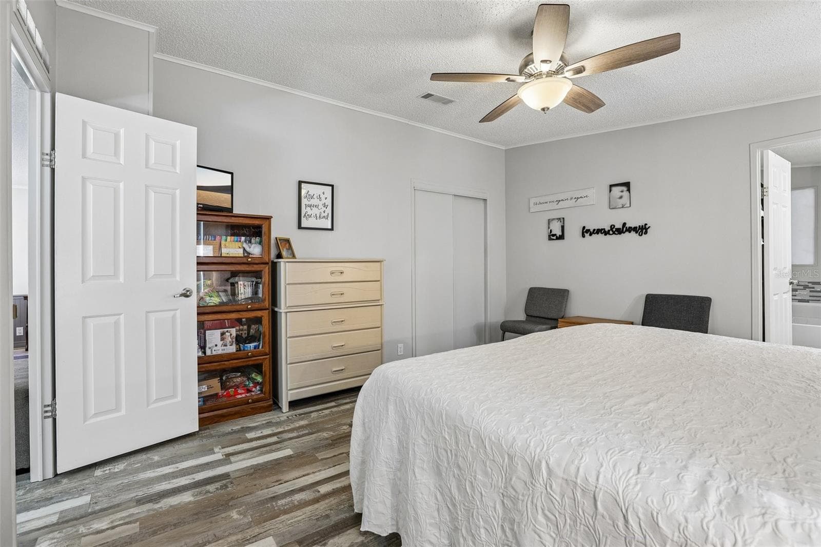 Manufactured Home at 12426 SE 55TH AVENUE RD, BELLEVIEW, photo 25 of 95